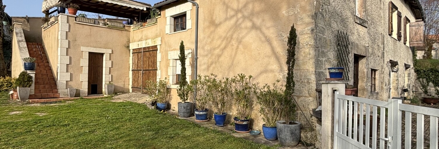 Maison 8 Pièces 278 m² à vendre à Biras (24310)