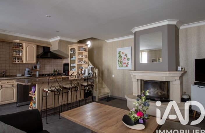 Vente Maison de ville 4 pièces — photo 2