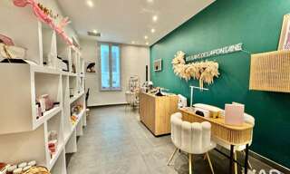 Commerce  221 m² à vendre à Nîmes (30000)