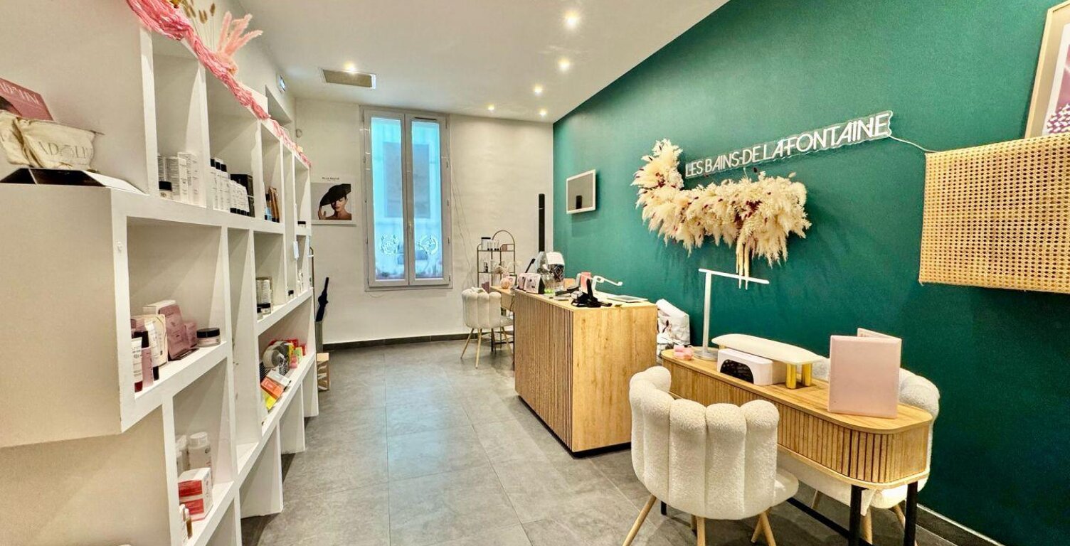 Vente Boutique/Local commercial 221 m&sup2; — photo 1