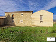 Corps de ferme brut de plus de 378 m² sur 721 m² de terrain — photo 2