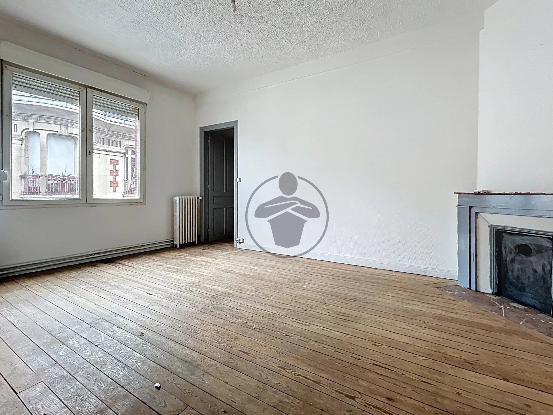 Immeuble 8 pièces 132 m² · à Saint-Quentin · 132 m² · 107 500 €