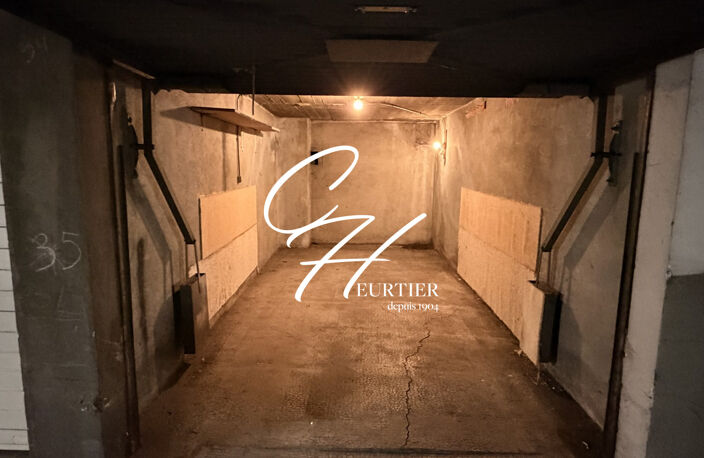 GRENOBLE - GARAGE - SOUS TERRAIN — photo 4