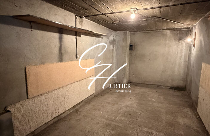 GRENOBLE - GARAGE - SOUS TERRAIN — photo 5
