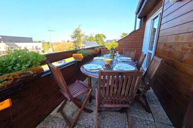 Appartement 4 pièces 328650 €