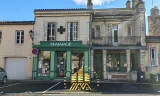 Immeuble  234 m² à vendre à Cambes (33880)