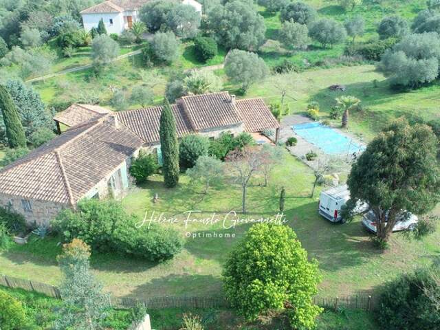 Villa 6 pièces avec piscine - Terrain 1,7 hectare  - OLETTA — photo du bien