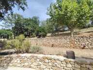 Grambois : Belle demaure sur 4600 m2 de terrain — photo 3