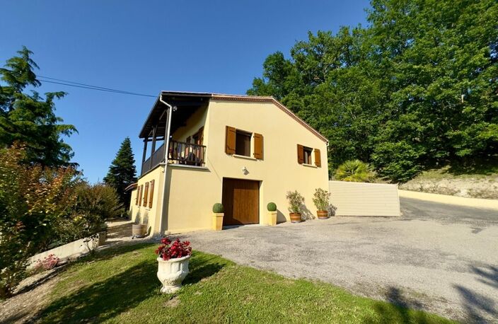 Maison avec vue panoramique + piscine – Penne d’Agenais (47) — photo 2
