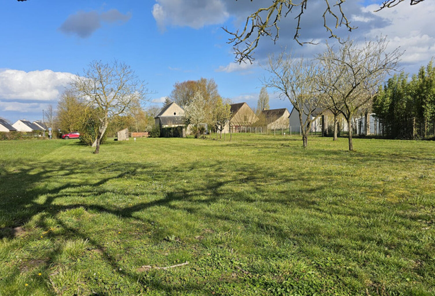 Terrain à vendre  CHANNAY SUR LATHAN (37) — photo 1