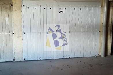 Garage  65 €