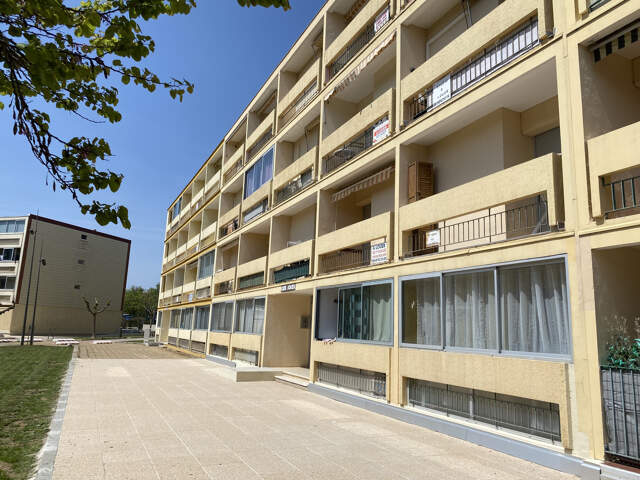 Studio rénové vue parc — photo du bien