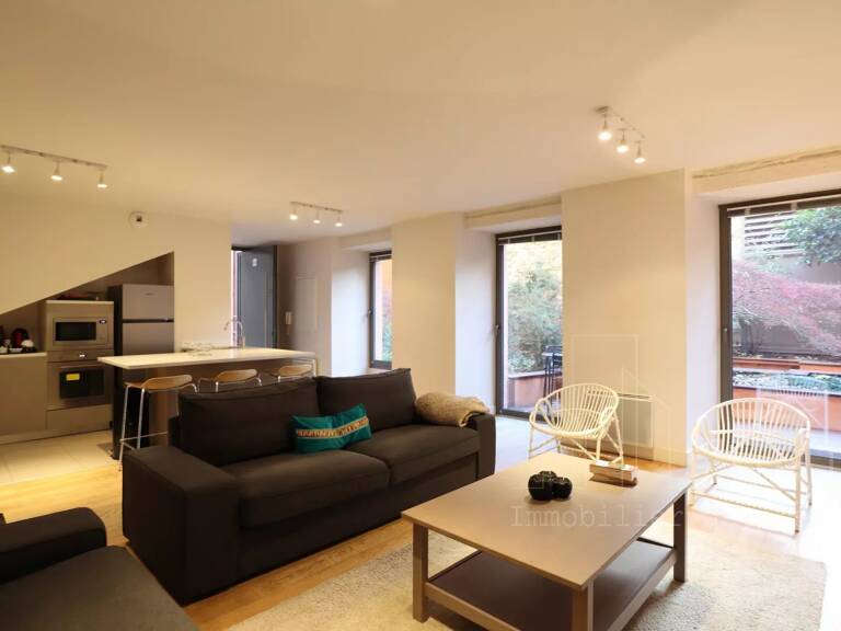 Carmes/Dalbade - T3 meublé standing en rez de cour — photo 1