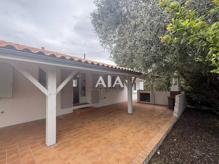 Maison plain pied SAINT YRIEX SUR CHARENTE — photo 1