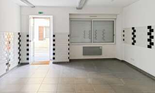 Commerce   m² à vendre à Oraison (04700)
