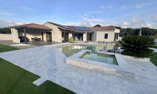 Maison 5 Pièces 166 m² à vendre à Sainte-Cécile-les-Vignes (84290)