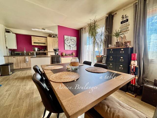 Appartement à vendre 3 pièces MOISSY CRAMAYEL (77) — photo du bien
