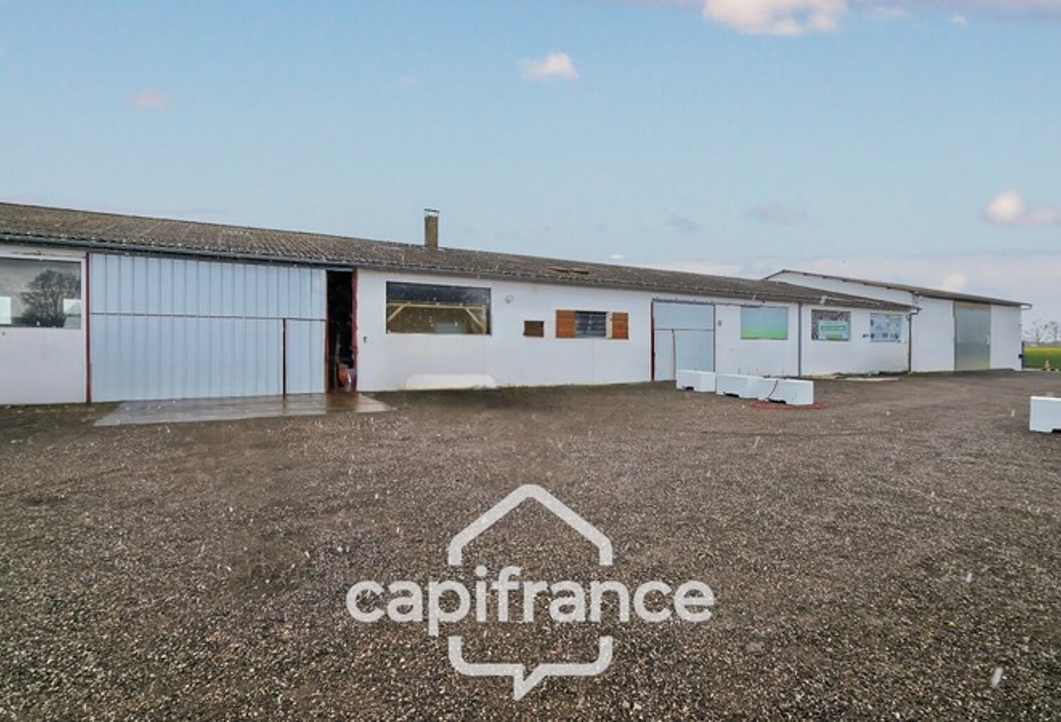 Local/entrepôt/ investisseur à vendre proche de CHALON SUR SAONE (71) — photo 1