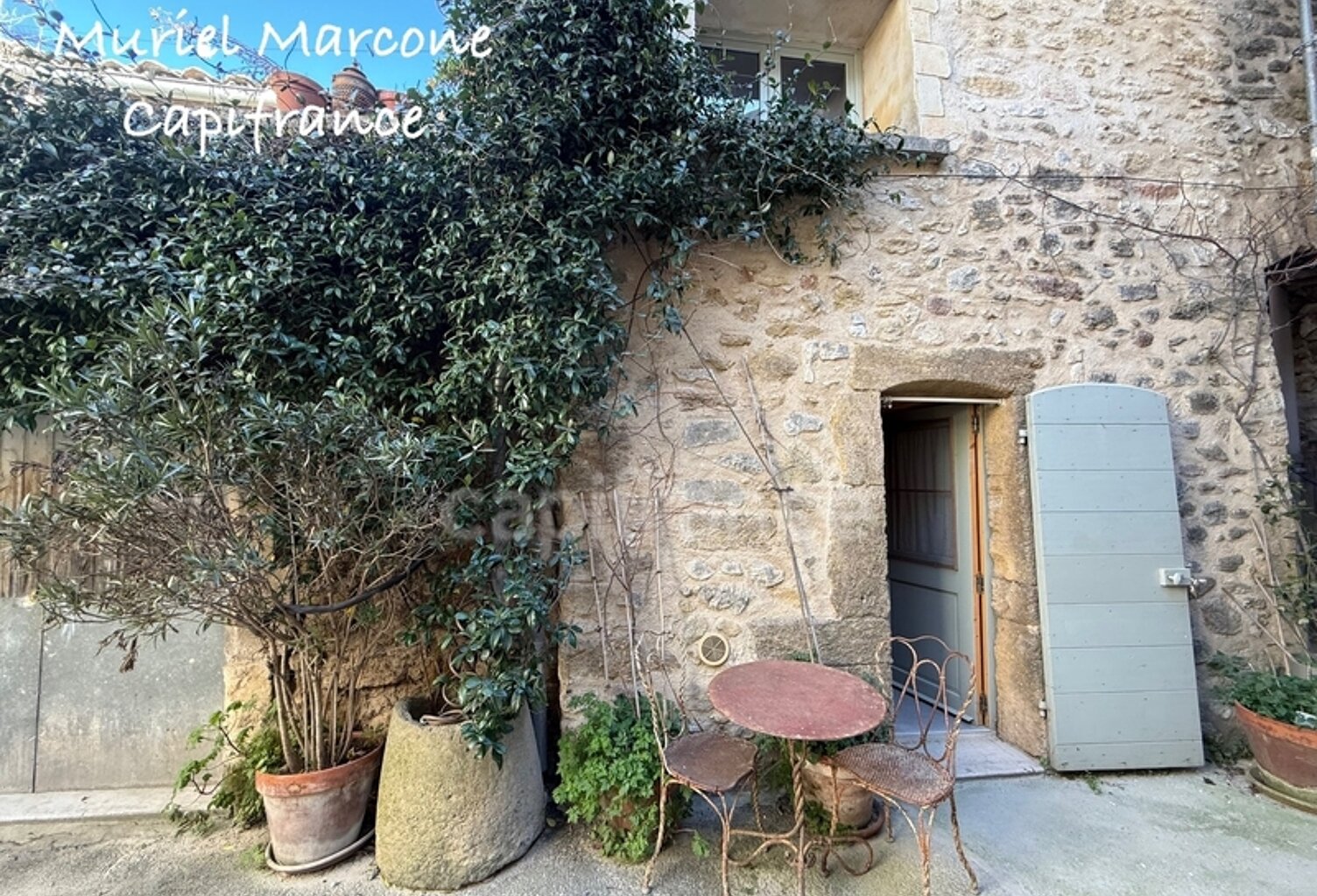 Maison de Village à vendre 118 m2 avec terrasse LOURMARIN (84) — photo 1
