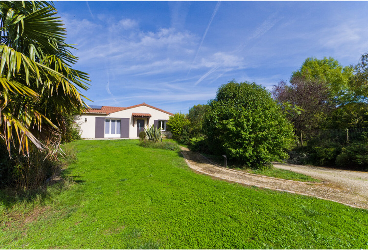 Maison à vendre 6 pièces SAINT GEORGES LES BAILLARGEAUX (86) — photo 1