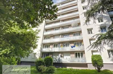 SAINT MARTIN D'HERES (38) Appartement 5 pièces sans travaux, Résidence Hermitage — photo du bien