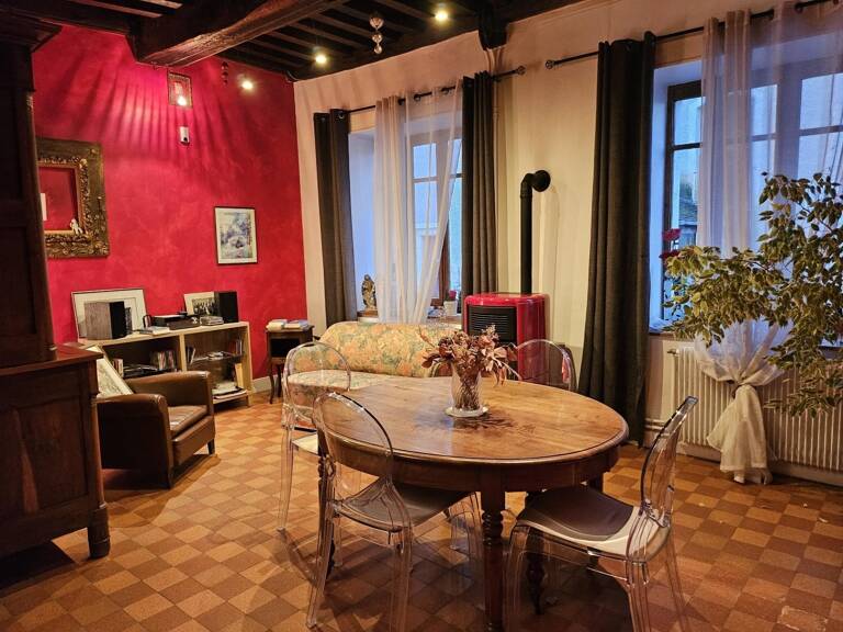 MAISON DE VILLAGE DE 148 M2 TYPE 7 A RENOVER — photo 1
