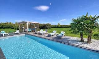 Maison 7 Pièces 253 m² à vendre à Saint-Marcel-Bel-Accueil (38080)