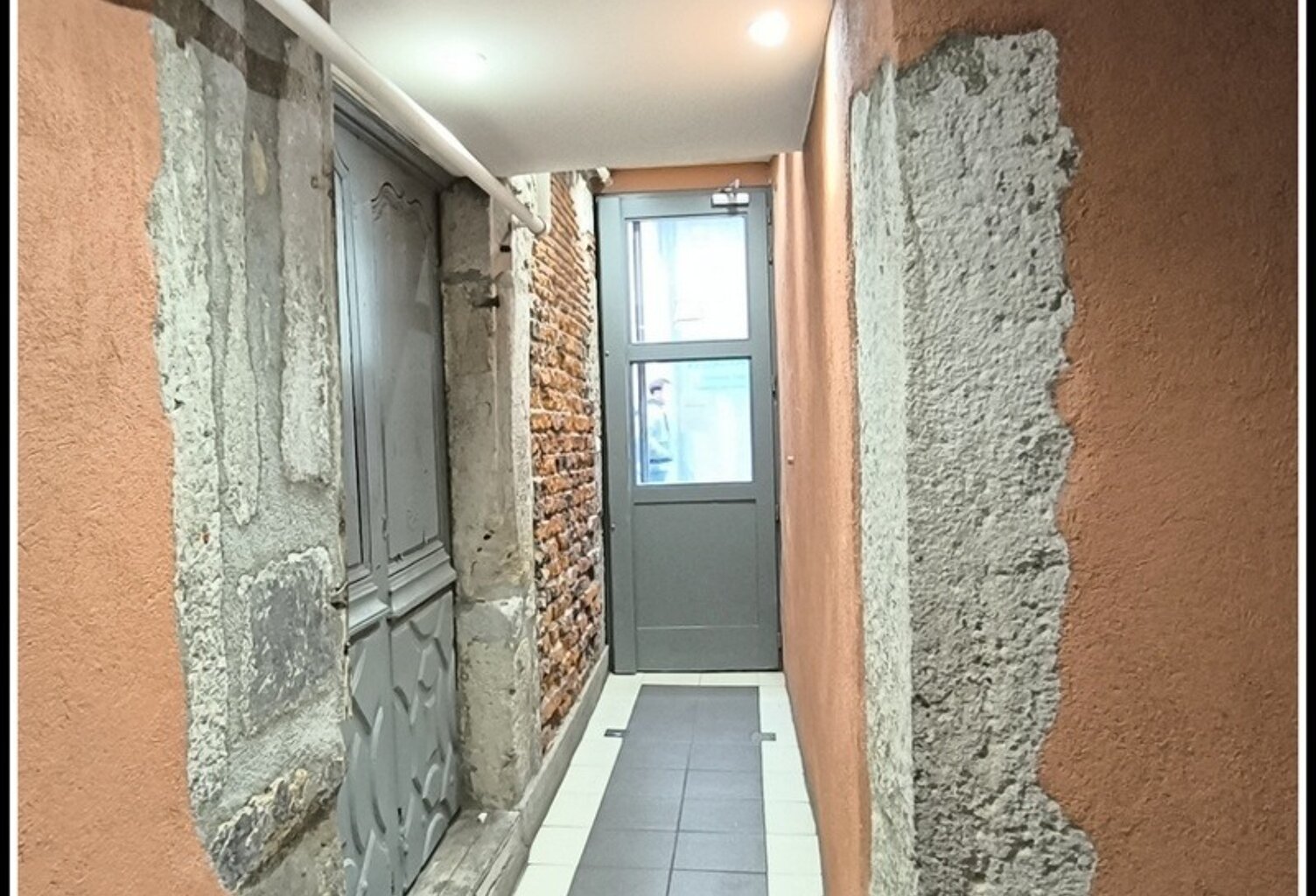 IMMEUBLE DE RAPPORT HYPER CENTRE DE SAINT ETIENNE — photo 1