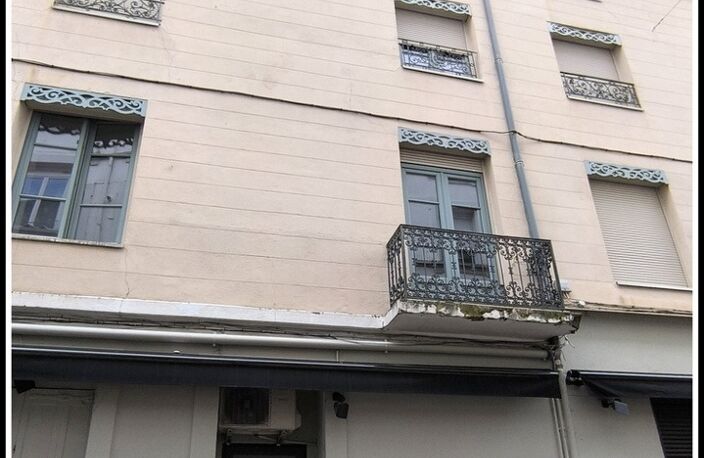 IMMEUBLE DE RAPPORT HYPER CENTRE DE SAINT ETIENNE — photo 2