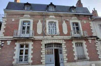 Rénovez cette maison de 143 m2 avec dépendances et deux jardins dans Tours — photo du bien