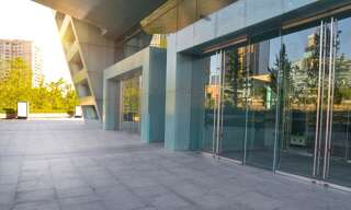 Commerce  800 m² à vendre à Saint-Omer (62500)