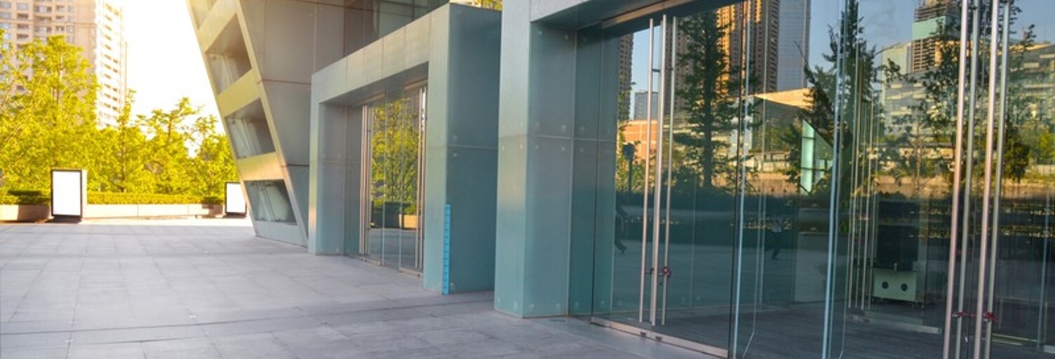 Commerce  800 m² à vendre à Saint-Omer (62500)