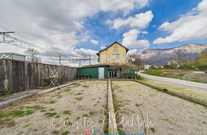 Immeuble à vendre SAINT PIERRE D'ALBIGNY (73) - Restaurant à vendre avec murs et 2 logements T4 — photo 3