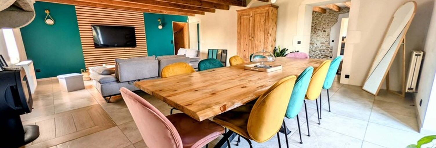 Maison 8 Pièces 192 m² à vendre à Baron (71120)