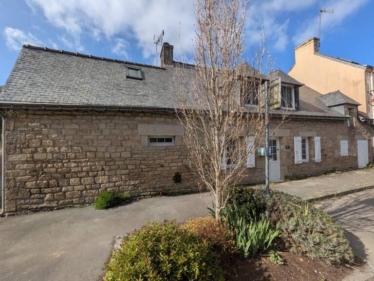 LOCMALO JOLIE MAISON DE 100m² ENVIRON 4 PIECES AVEC VIE DE PLAIN PEID SANS JARDIN — photo 1