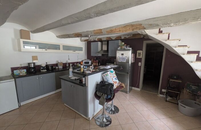 LOCMALO JOLIE MAISON DE 100m² ENVIRON 4 PIECES AVEC VIE DE PLAIN PEID SANS JARDIN — photo 5