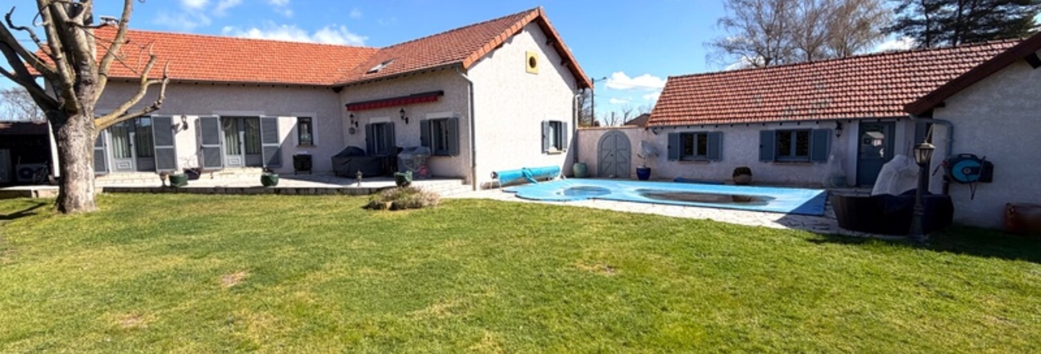 Maison 9 Pièces 250 m² à vendre à Digoin (71160)