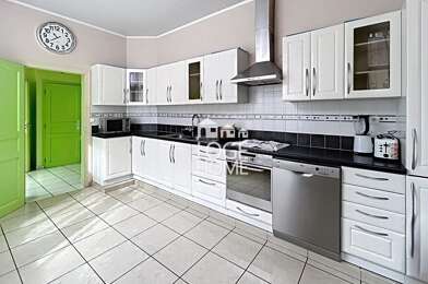 Maison 6 pièces 225700 €