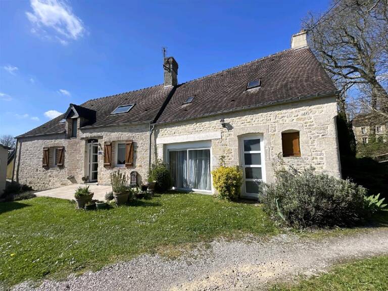 LE PIN AU HARAS — photo 1