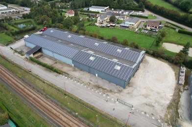 Local industriel  673000 €