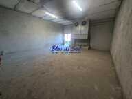 HANGAR AVEC JARDIN TRANSFORMABLE EN HABITATION — photo 2