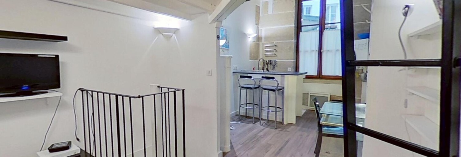 Appartement 1 Pièce 13 m² à louer à Paris 9 (75009)
