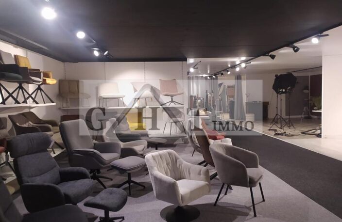 Bureaux 495M² Croissy-Beaubourg — photo 2
