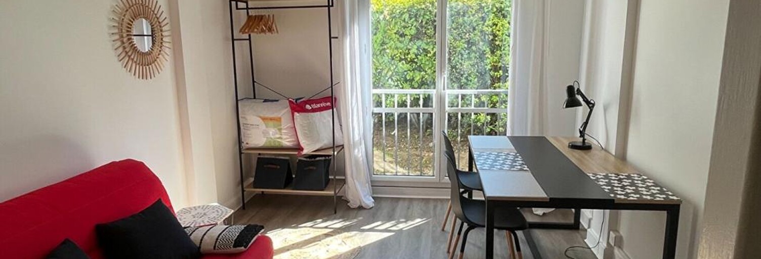 Appartement 1 Pièce 14 m² à louer à Versailles (78000)