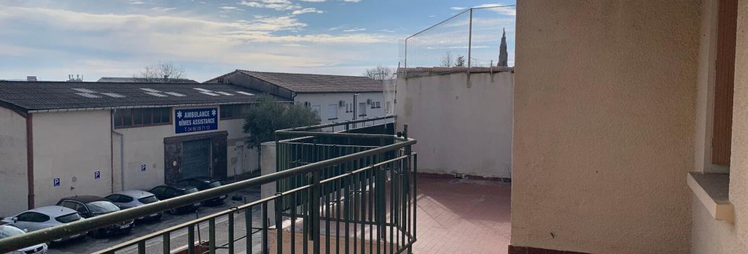 Bureau   m² à louer à Nîmes (30900)