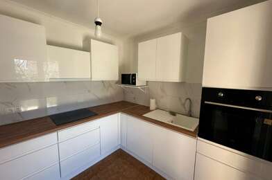 Appartement 4 pièces 1020 €