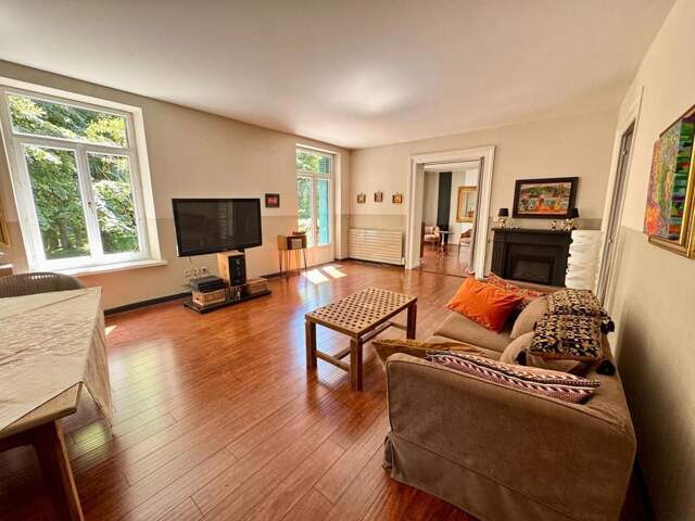 🏰 Appartement d’Exception dans un Château du XIXe Siècle – 180 m² de Prestiges et de Charme — photo du bien