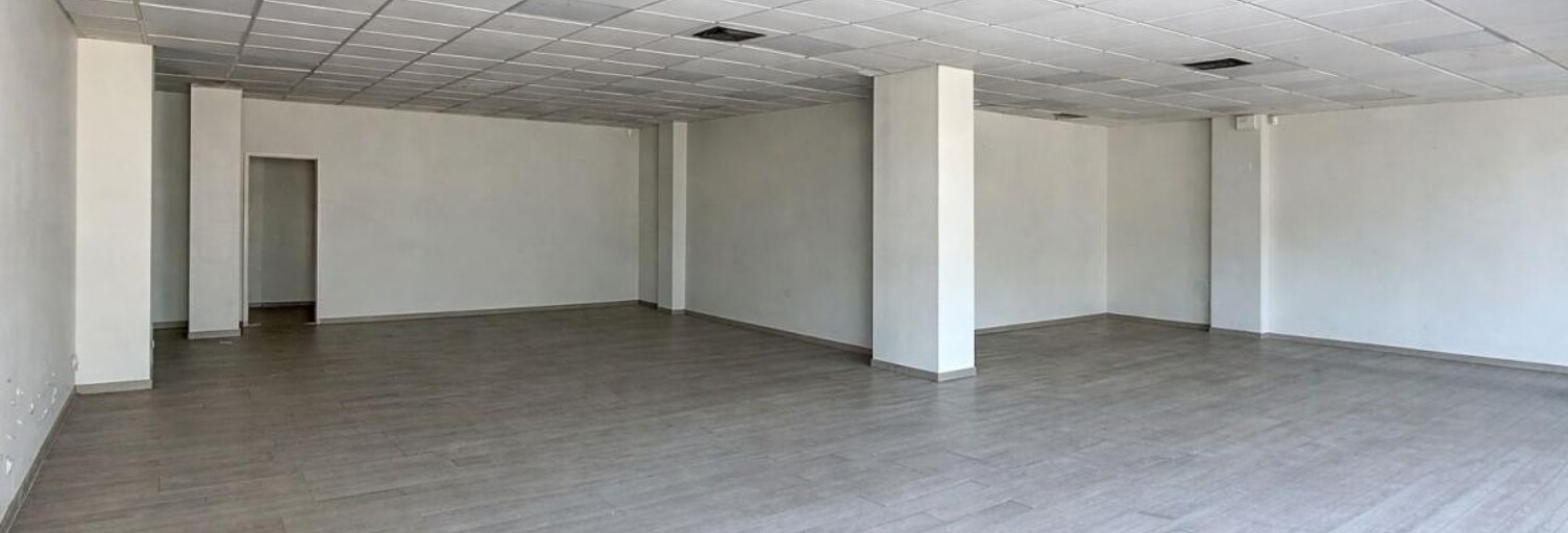 Commerce  142 m² à louer à Cannes (06400)