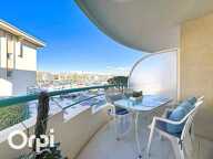 Appartement À Vendre T2 43m² Résidence avec piscine Terrasse Vue Port + balcon Parking — photo 4