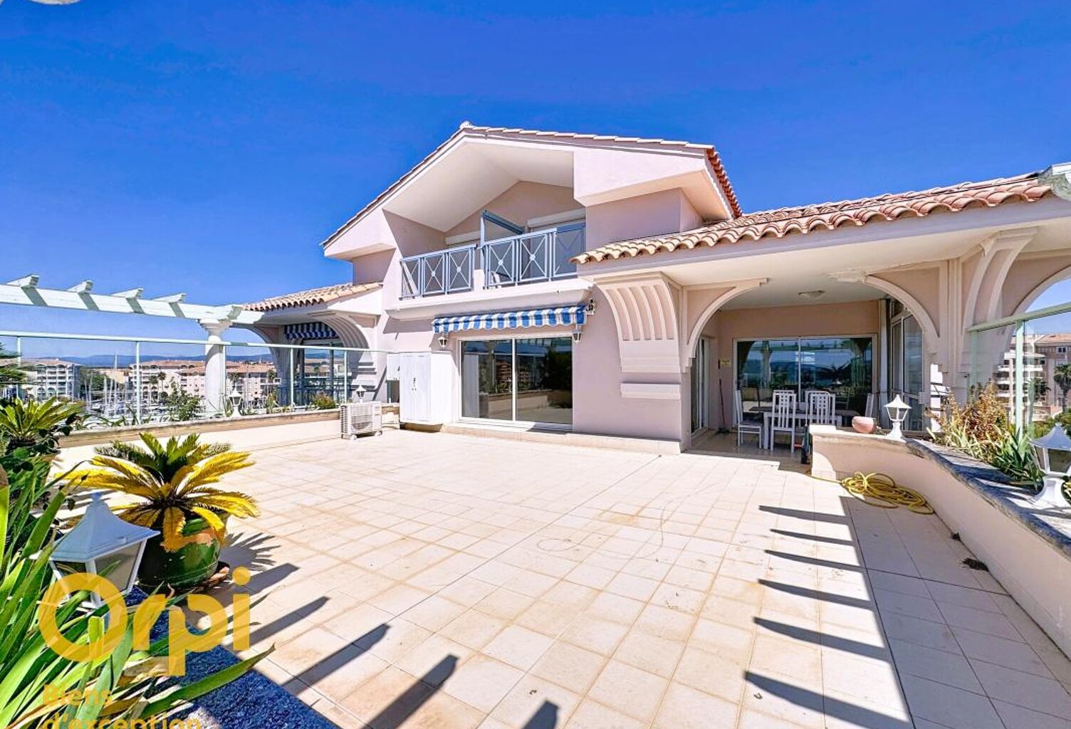 Appartements À Vendre Port-Fréjus — photo 1